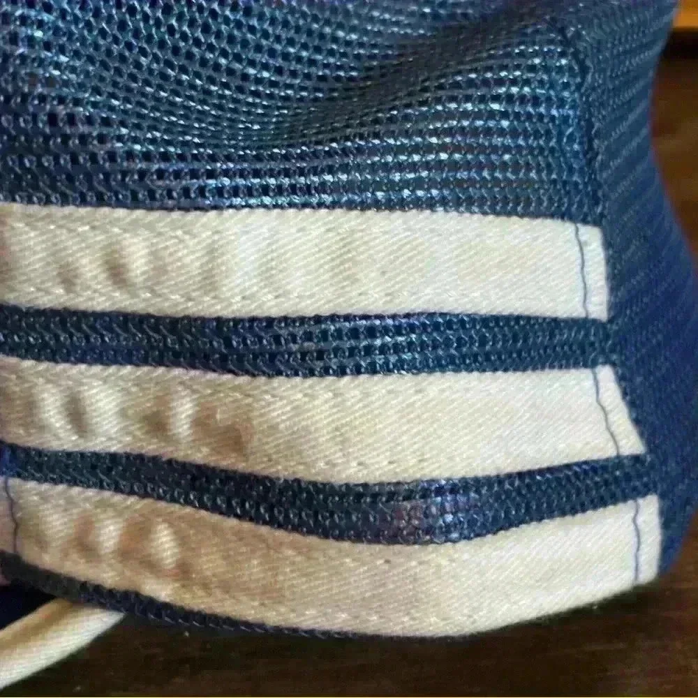 3Stripe Vintage trucker hat 80s SnapBack mesh. Not worn.